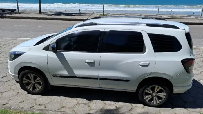 Chevrolet Spin Advantage 1.8 8V Econo.flex 5P Aut. 2017