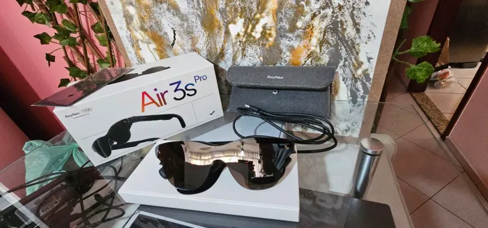 RAYNEO AIR 3 - ÓCULOS AR / TELA VIRTUAL 100" - NOVO