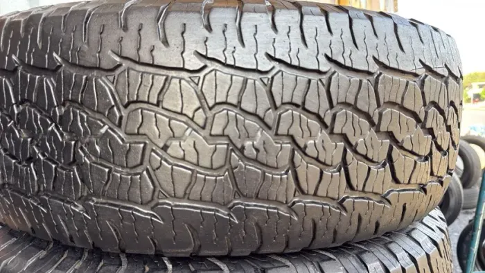 Pneu 265/70/17 BF Goodrich 85 % vida util