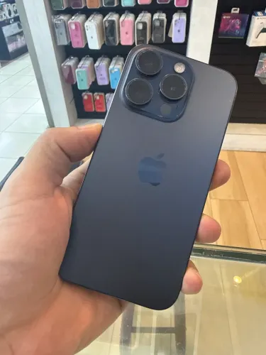 Iphone 15 pro 128 semi - Bateria 79% com garantia