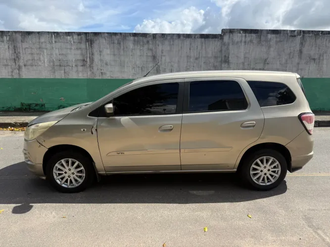Chevrolet Spin LT 1.8 8V Econo.flex 5P Mec. 2013