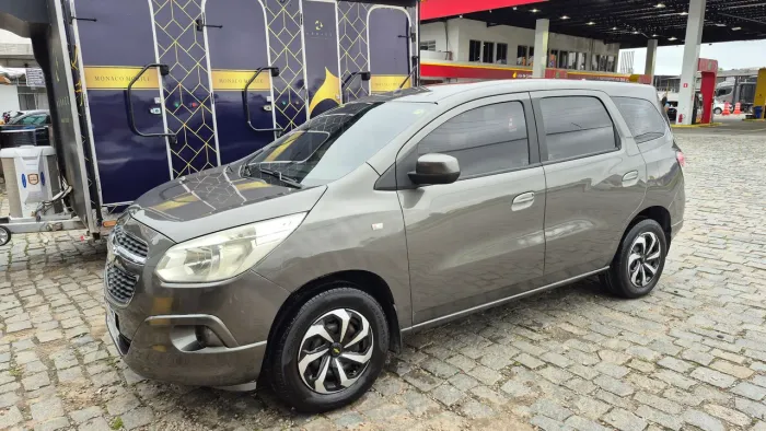 Chevrolet Spin LT 1.8 8V Econo.flex 5P Mec. 2013