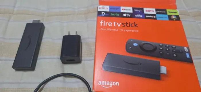 Amazon Fire Tv Stick Full Hd 3 Geração Preto Tipo de controle remoto De voz Alexa Original