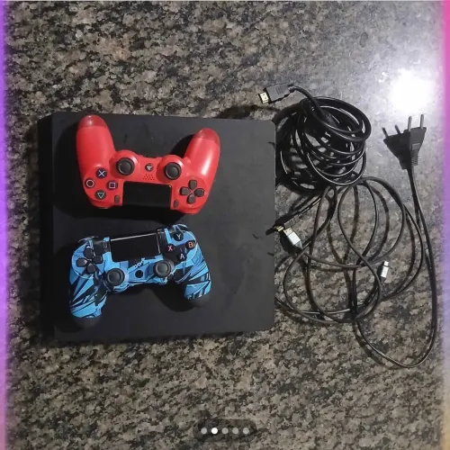 ? PS4 Slim 1TB + Controle | Excelente estado | Pronto para jogar