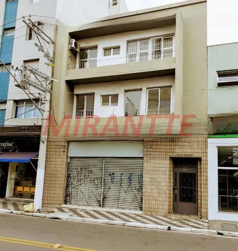 Comercial de 750m² em Santana