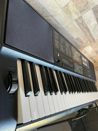 Teclado Casio CT-X800 - Completo com Todos os Acessórios