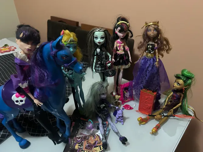 Lote Monster High