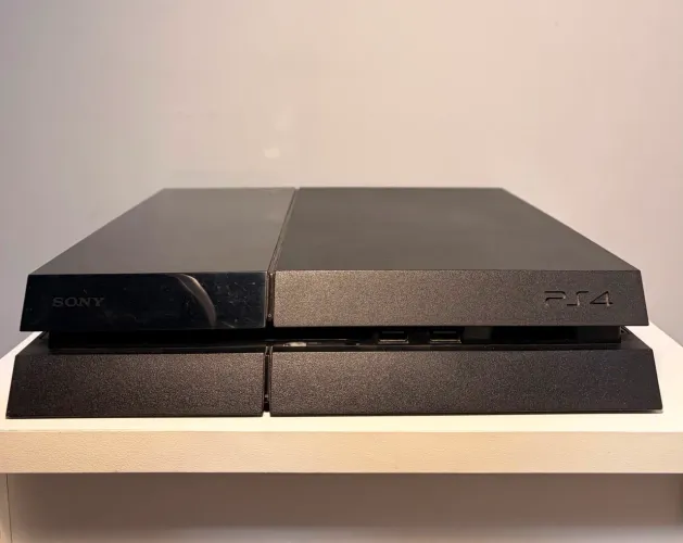 PS4 desbloqueado 9.60 dois controles