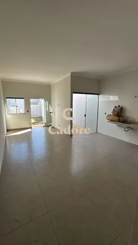 Casa a venda no Shopping Park 2/4 sendo 1 suíte com 69m² de construção