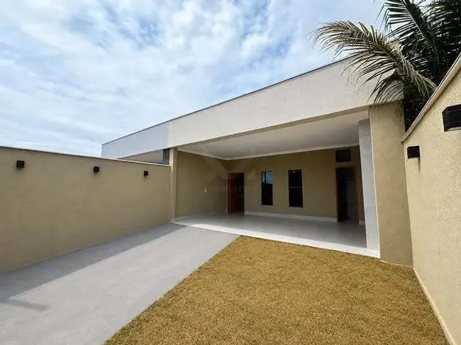 Casa 3Q na Vila Oliveira em Aparecida de Goiânia
