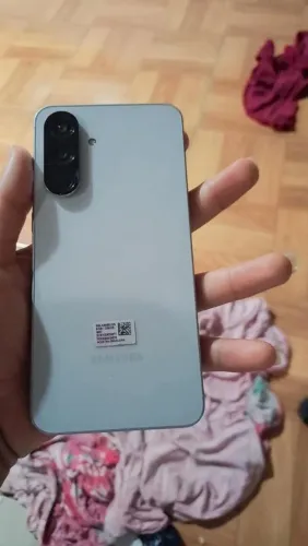 Vendo celular A56 256gb 8de ram