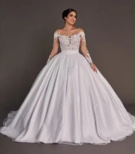 Vestido de noiva seminovo - Dayara Noivas