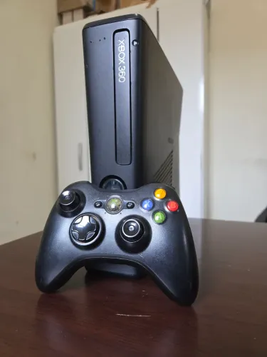 Xbox 360 slim - desbloqueado 