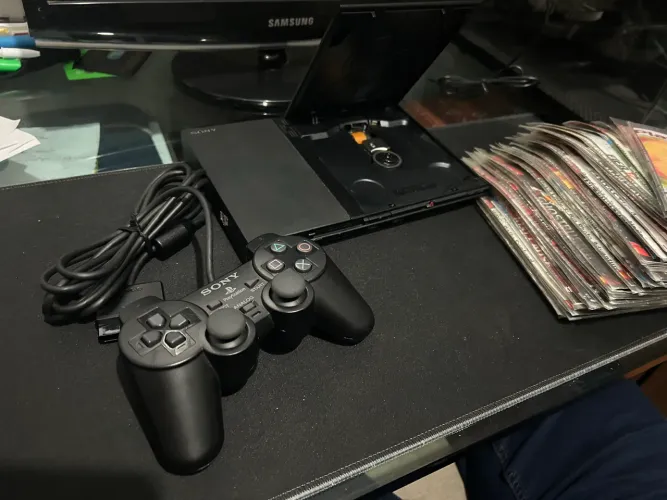 PlayStation 2 + de 35 jogos
