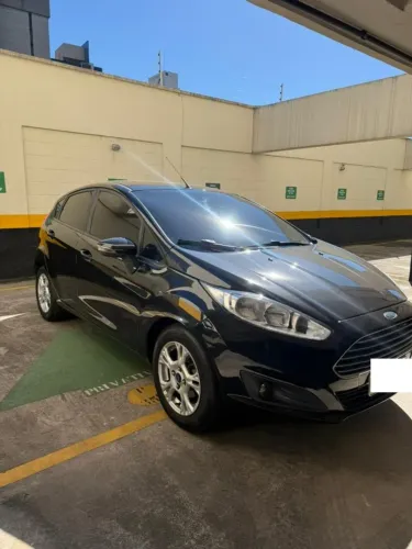Ford Fiesta 1.6 16V Flex Aut. 5P 2014