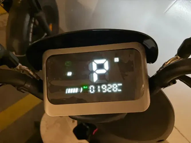 APENAS 2000KM RODADOS - Scooter Elétrica Sudu A3 1000W