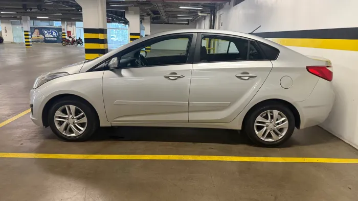 Hyundai HB20S Premium 1.6 Flex 16V Aut. 4P 2014