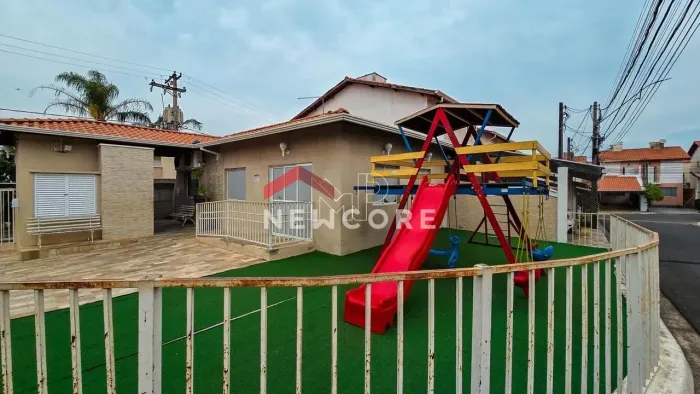 Casa de condomínio em Rua Sebastião Lucas da Silva - Jardim Martins - Jundiaí/SP