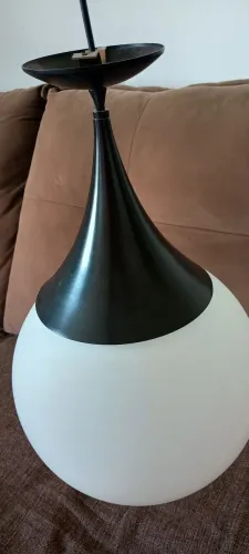 lustre bolão em vidro, perfeito estado de conservação,lindo pra sua sala