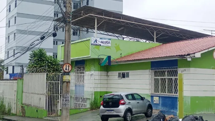 Casa comercial para aluguel, Coração Eucarístico - Belo Horizonte/MG