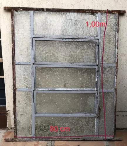 Vendo 3 janelas de ferro ,por 120 reais