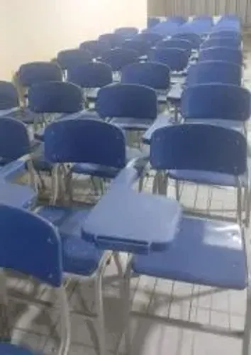 CADEIRA ESCOLAR