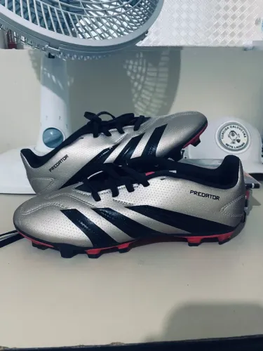 chuteira adidas predator