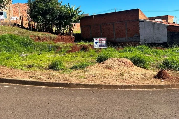 Terreno no jardim Ype