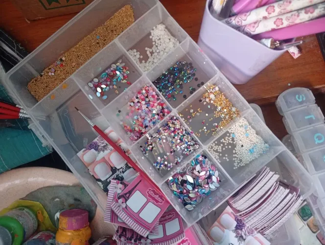 Kit de adesivo de unha
