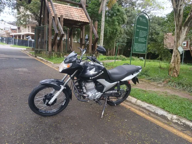 Cg 150 ks mix em ótimo estado aceito trocas passo no cartão até 24x