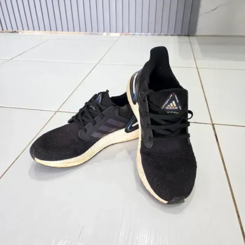 Tênis Adidas Ultraboost - Conforto e Performance