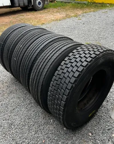 Pneus 295/80R22.5C Reformados com Borracha Vipal - R$ 1.200 em 10x Sem Juros
