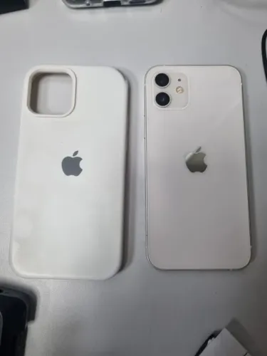 Iphone 12 (Pequeno detalhe)