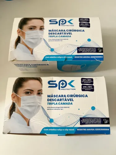 Máscara descartável