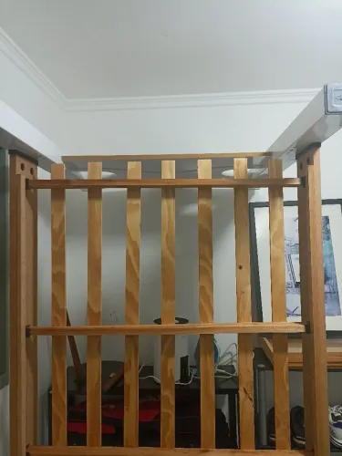 Cama de solteiro branca nova