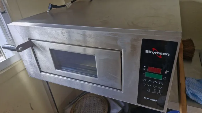 Forno de pizza com pedra refratária 