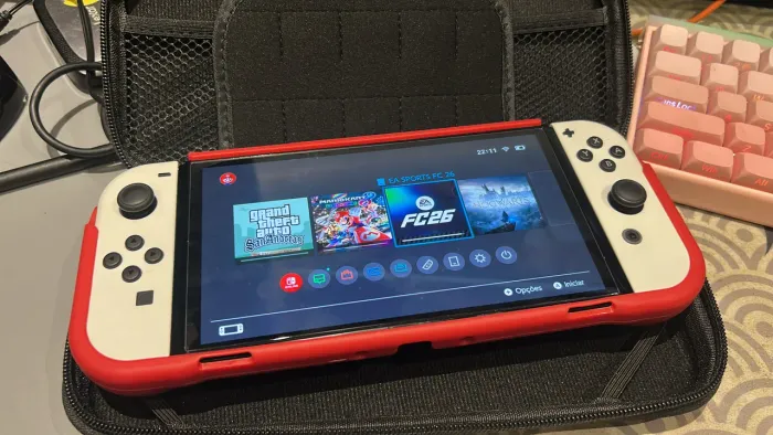 Nitendo Switch Oled Com jogos e todos os acessórios originais