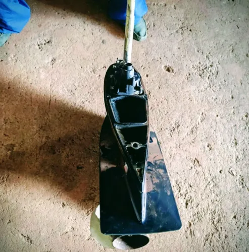 Rabeta de motor de popa Evinrude etec 90hp