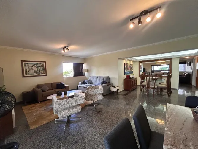 Apartamento para Venda em Jaboatão dos Guararapes, Piedade, 5 dormitórios, 2 suítes, 4 ban
