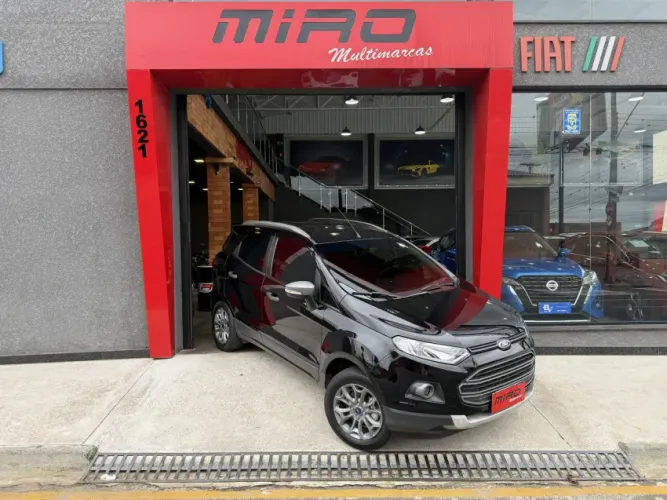 Ford Ecosport Freestyle 1.6 16V Flex 5P 2013