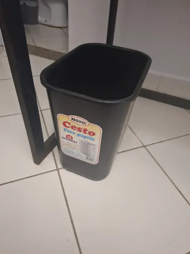 Lixeira de Escritório 20l Preta