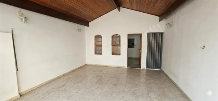 Casa à venda no bairro Vila Monteiro