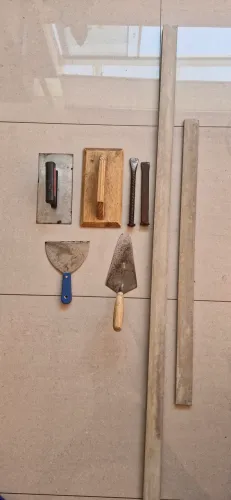 Ferramentas de pedreiro 