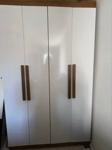 Vendo guarda roupa