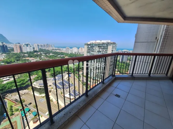 Apartamento 2 Quartos com Vista ao Mar - Parque das Rosas