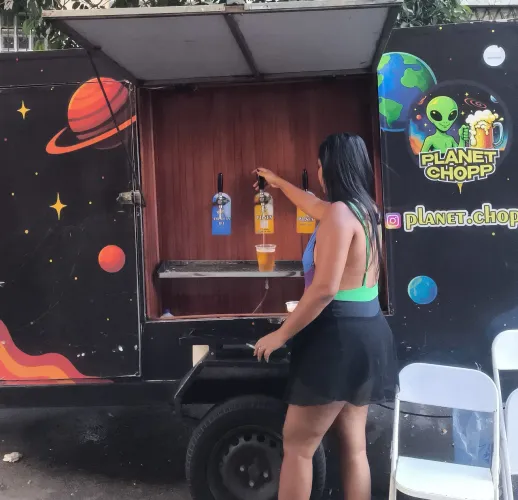 Trelher foddtruck adaptado para chopp 