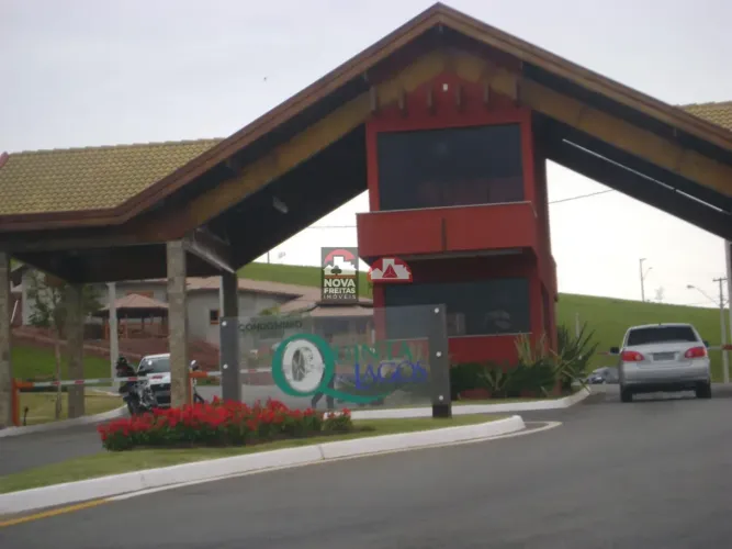 Terreno Padrão em Condomínio em Paraibuna
