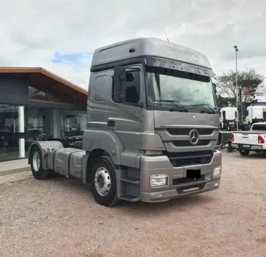 Axor 2041 4x2 ano 2019
