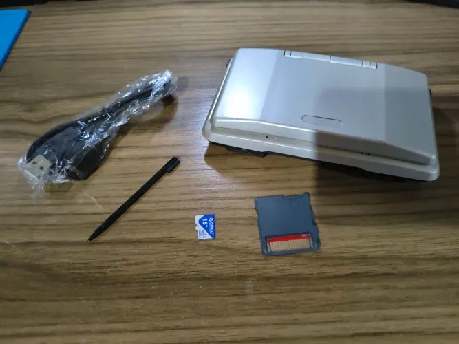 Nintendo DS Fat pronto para jogar