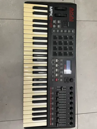 Teclado MIDI Akai MPK 249